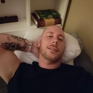 Meet your Posher, Adam